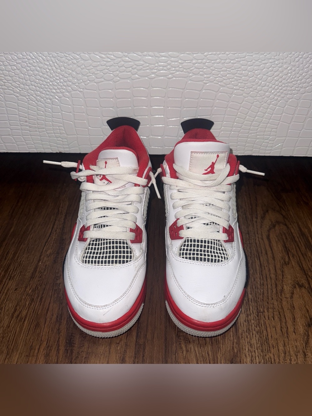Jordan 4s